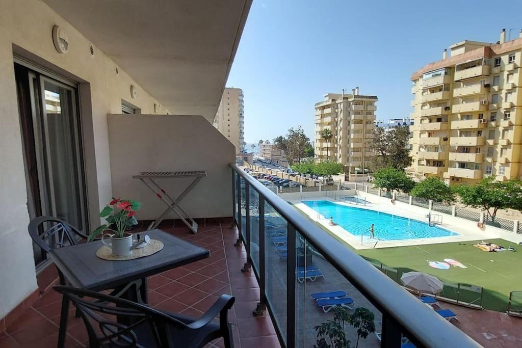 Elegante Alojamiento Con Piscina A 200 M Del Mar. Διαμέρισμα Benalmádena Εξωτερικό φωτογραφία
